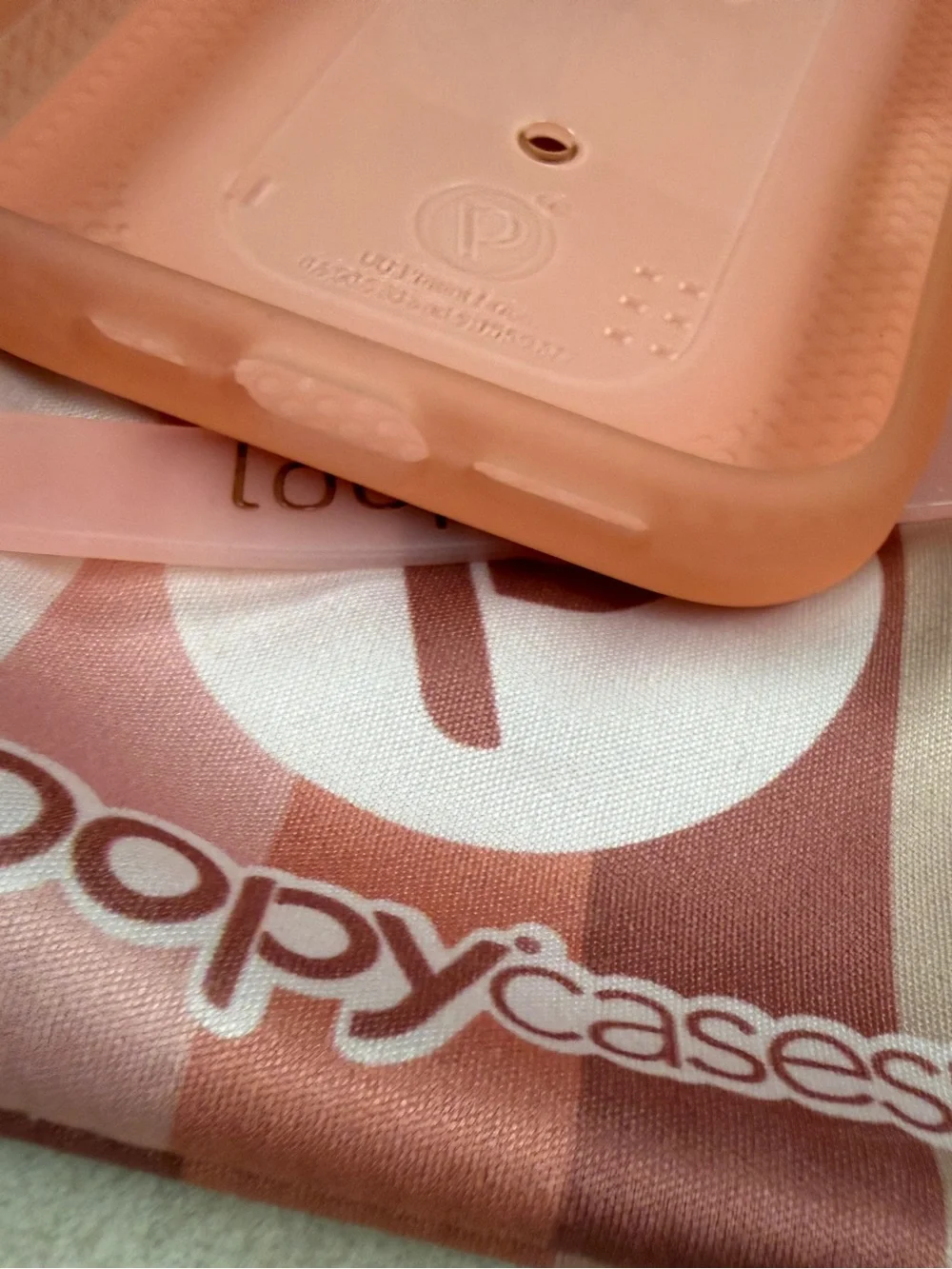 Loopy Case terracotta dreams
